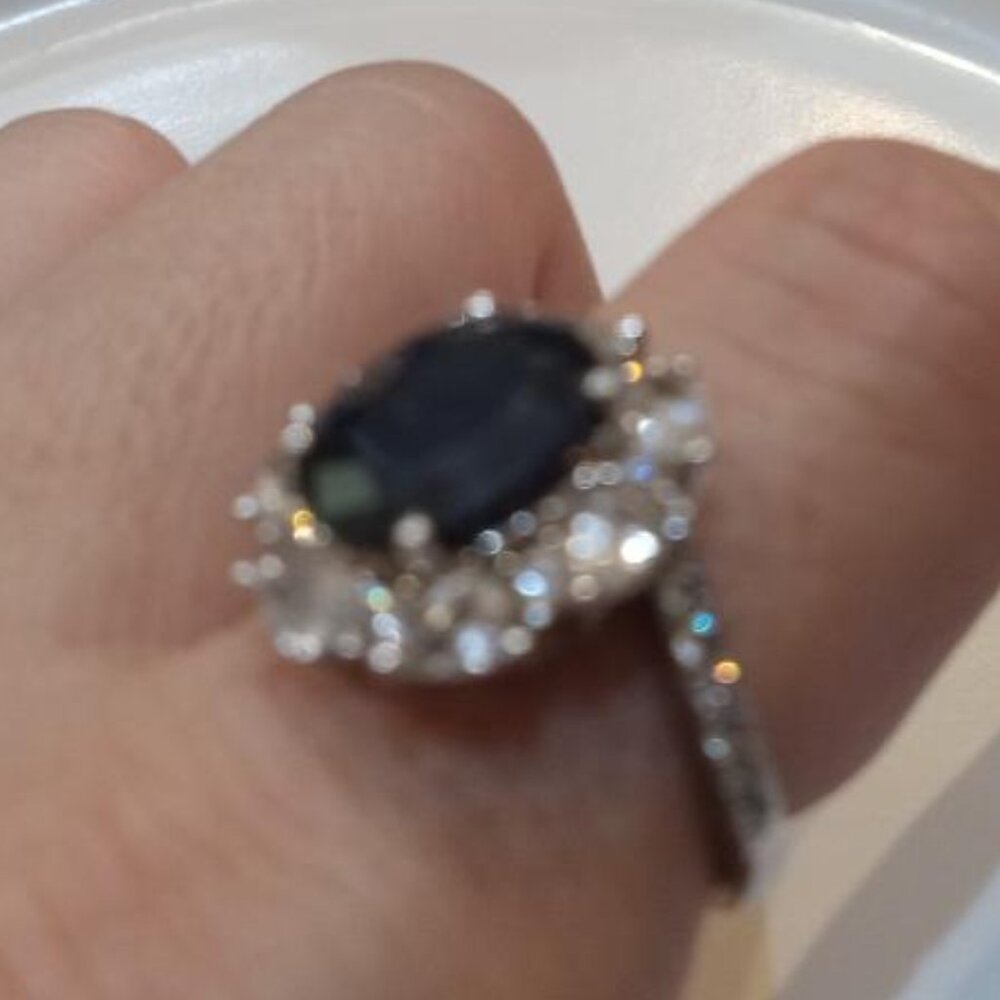 London blue topaz flower ring - Picture 4 of 8